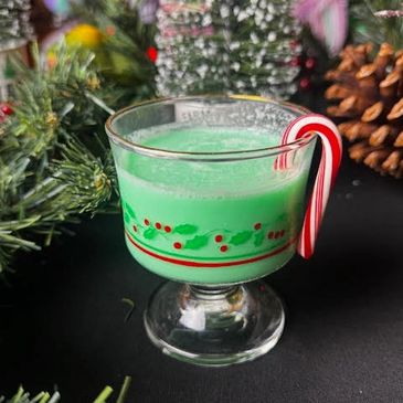You will scream for more of this Christmas Cream!   A perfect blend of creme' de menthe, cream de ca