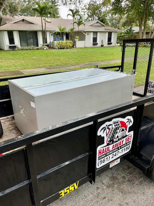 Apploance Removal - Wellington, FL
Haul Away 561 - Junk Removal (561) 247-1180