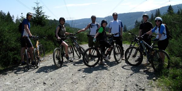family, group, trail, wilderness, tour, mtb, family, guide, sky, trees, outdoors, mountain bike, mtb