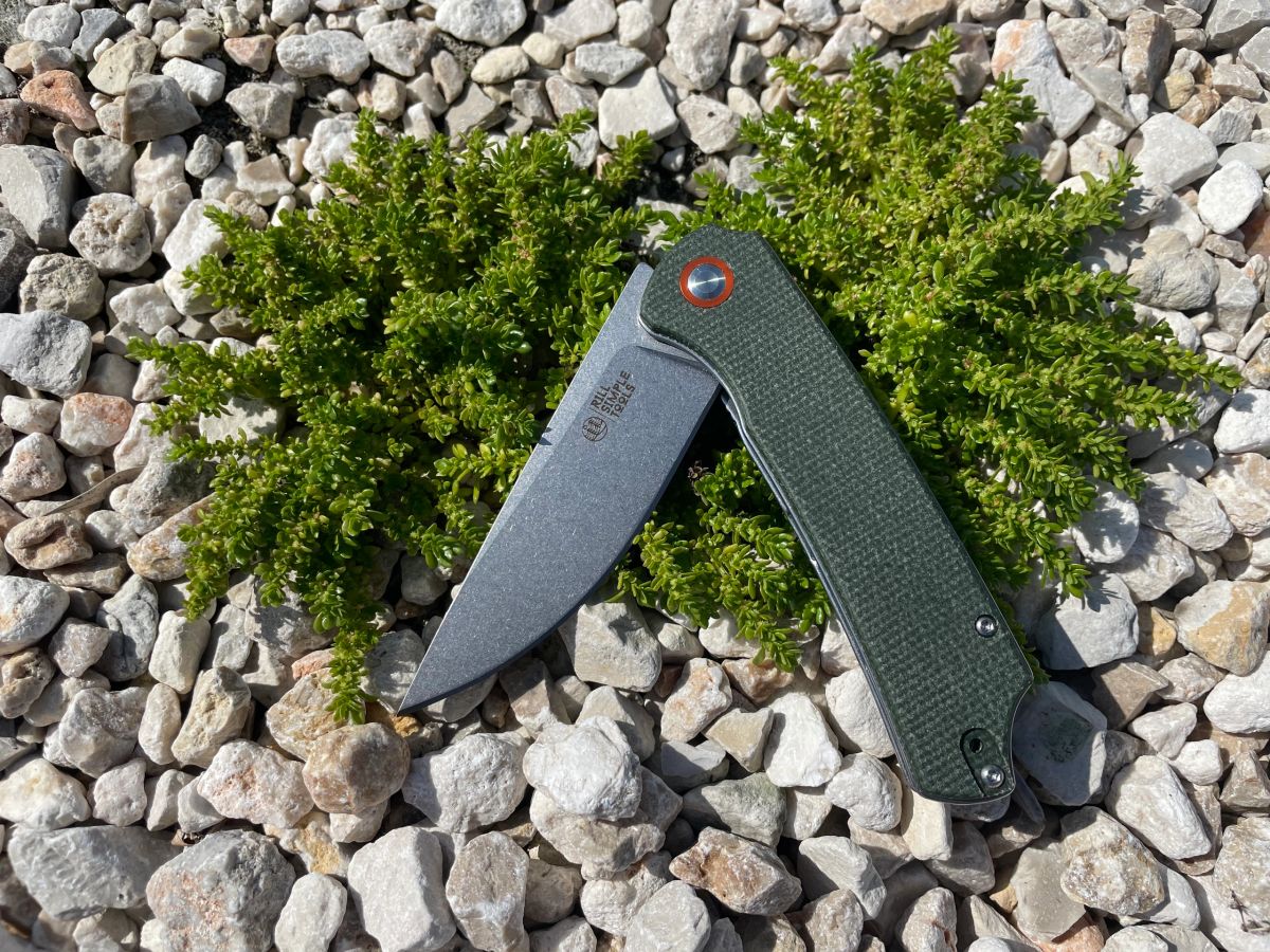 MRE Miltac razors edge flip knife green