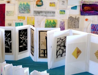 Learn about artist Katherine Colwell's inspiring artwork and plan your studio visit and art class.