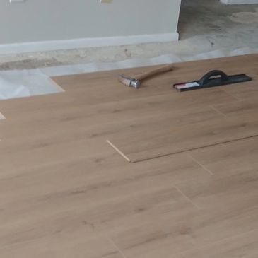 Laminate floor installation 