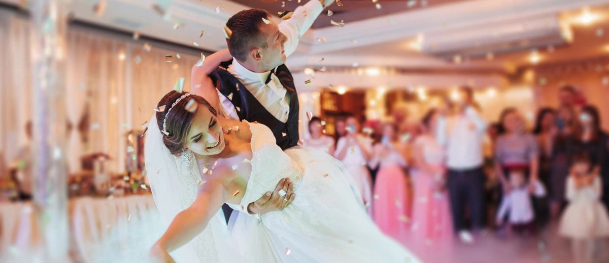 Popular Songs For First Dance Anniversary Songs Dinner Music