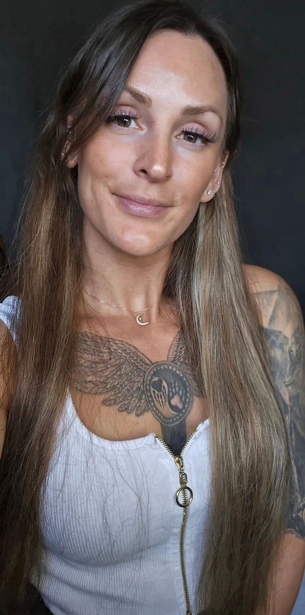 Founder of Raw-licious, creating vegan, gluten free and dairy free desserts in  Calgary, Alberta.