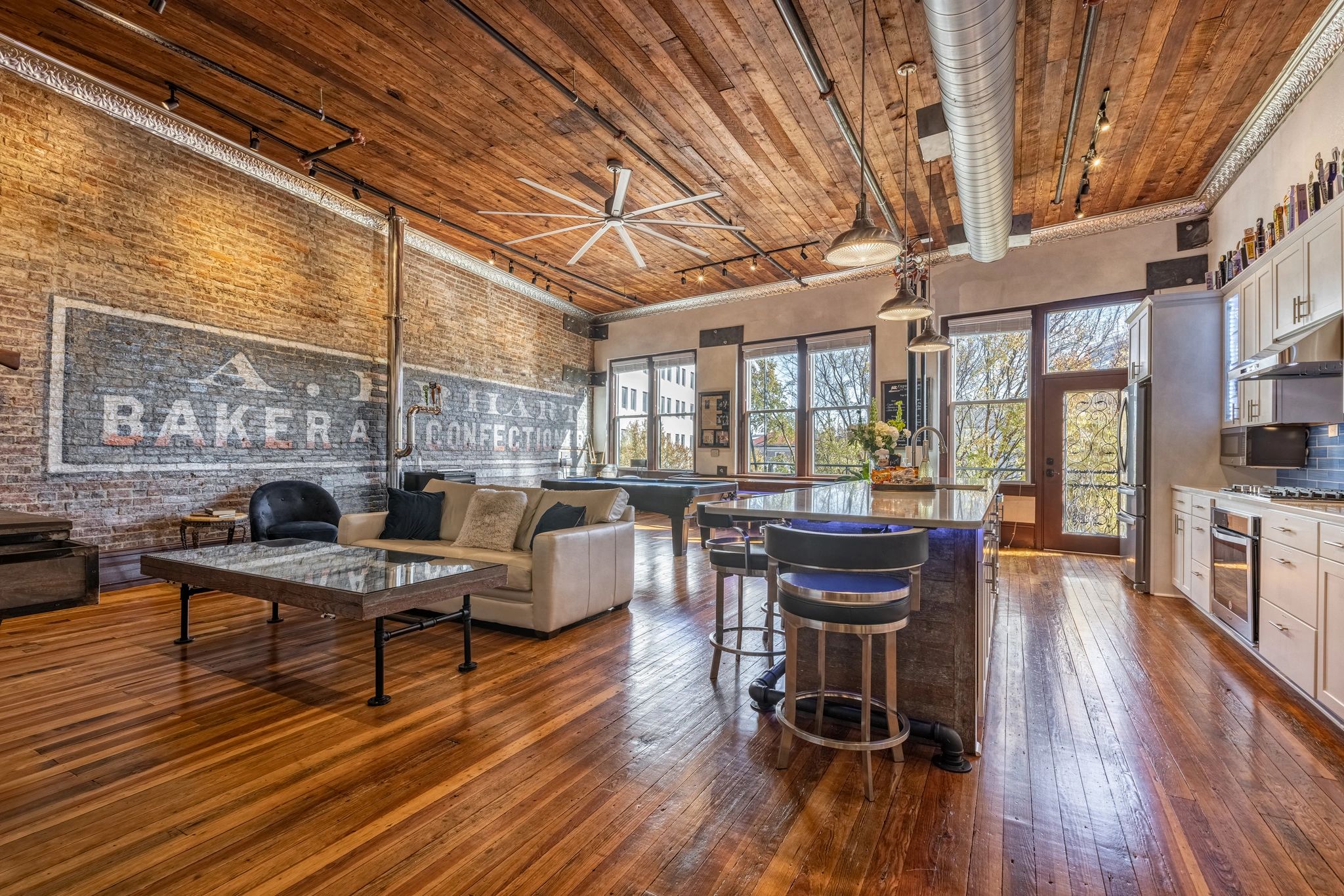 Capones Loft