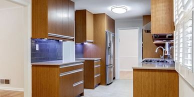 Contemporary Custom Kitchen Cabinet