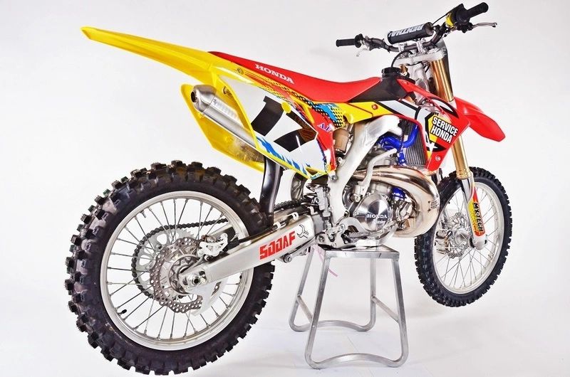 BUILT - Conversion Services CR500AF, Billet CNC Engine Cases CR500