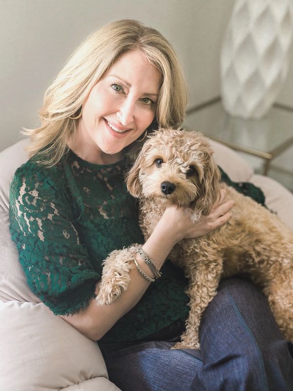 Public Relations
Branding
Public Relations 
PR
Communications Consultant
Brand & PR Strategist
