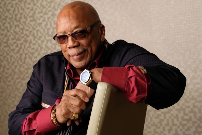 quincy-gallery-opener.jpg-copy.jpg