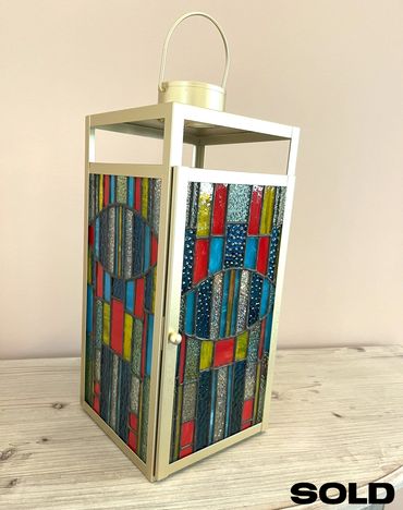 2335 Tall Vertical Lantern Oval Center