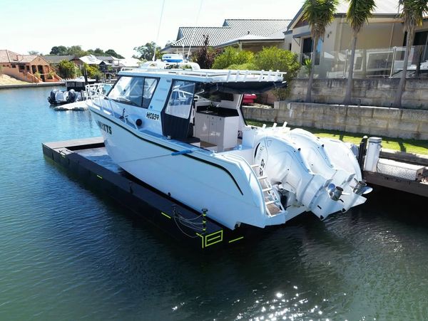 Air Dock Dry Berth boat lift system 
