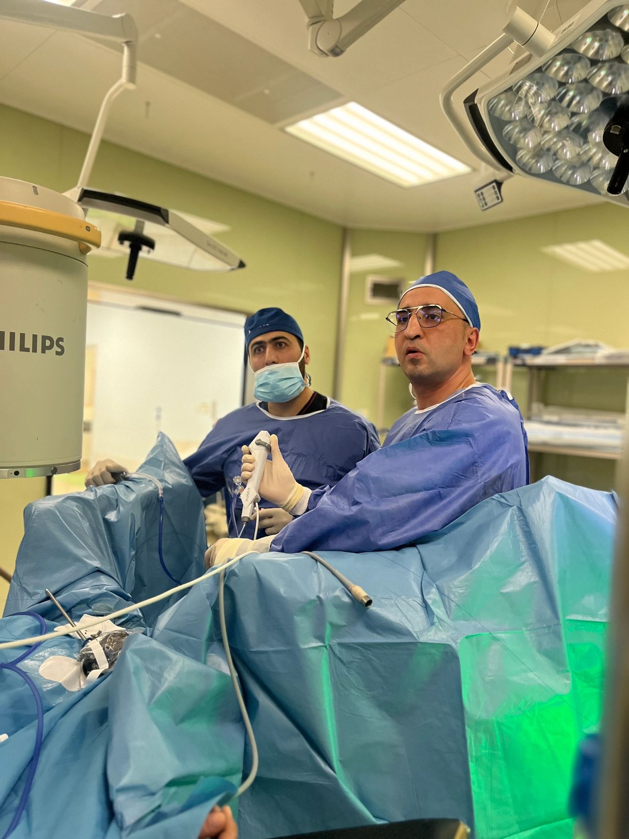 حصى الكلى بالمنظار المرن و الليزر 