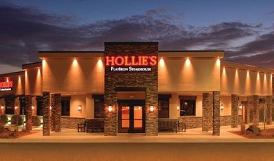 Currently the 405 Business Club networking group meets for lunch on Wednesdays at 11 AM at Hollie's 