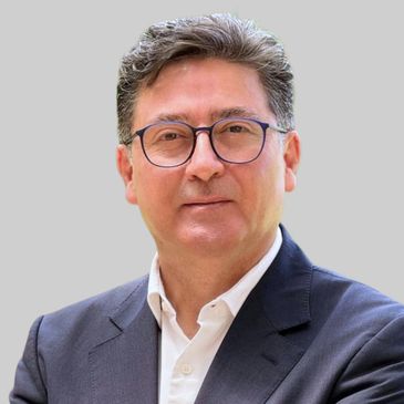 Diego Castro Andrade
Chief Strategy Office & Founding Partner
Quito, Ecuador