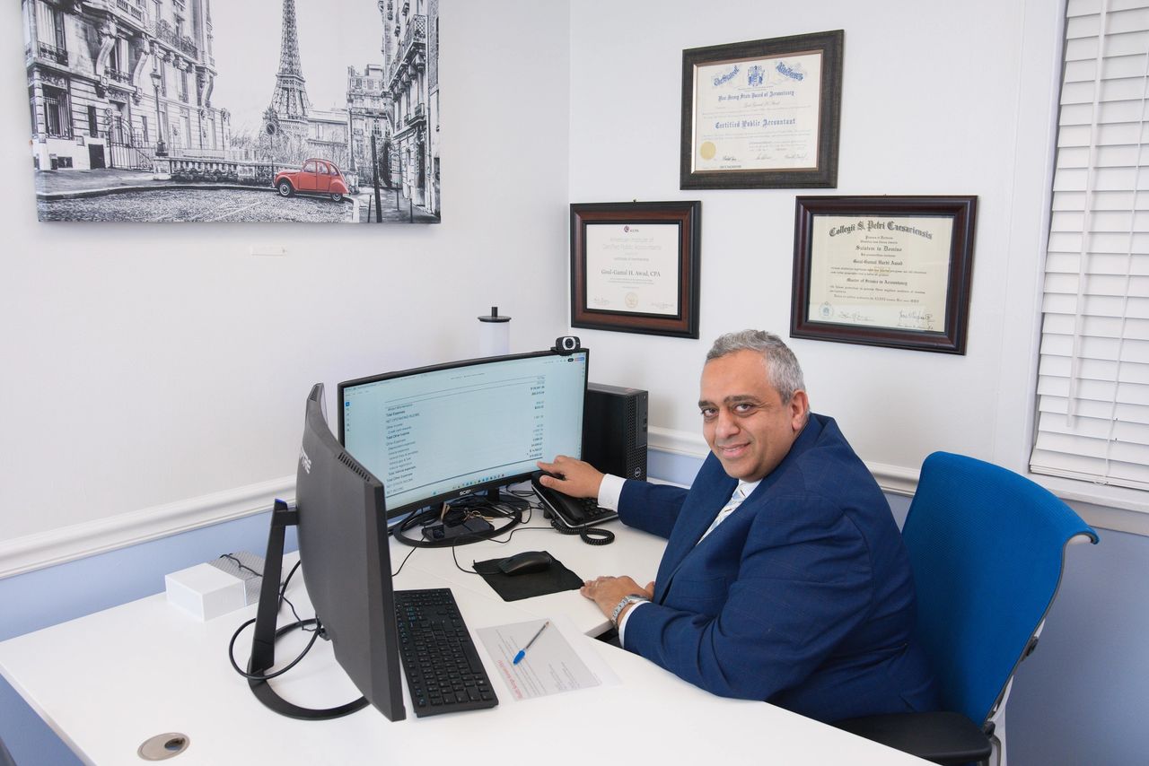 Goul H. Awad (James)