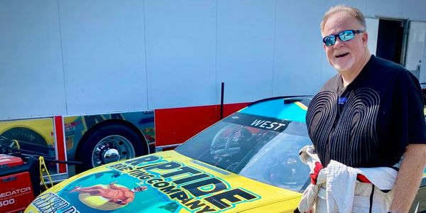 Gil West 
CEO  
Hertz
Customer
Racing
Racing Client
Vintage Racing
HSR
SVRA
NASCAR 
Stockcar
Racecar