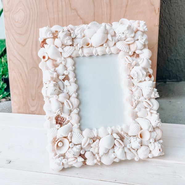 seashell picture frame for 4x6" picture.