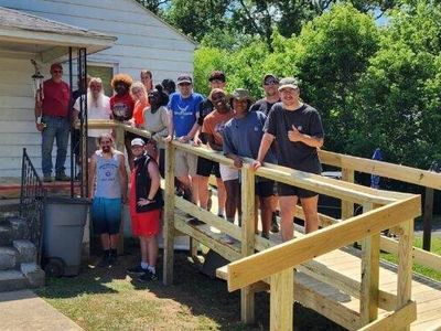 Summer Work Camp Group from Baltimore/Summut Station