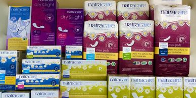 natracare uses organic cotton in their panty liners, pads and tampons