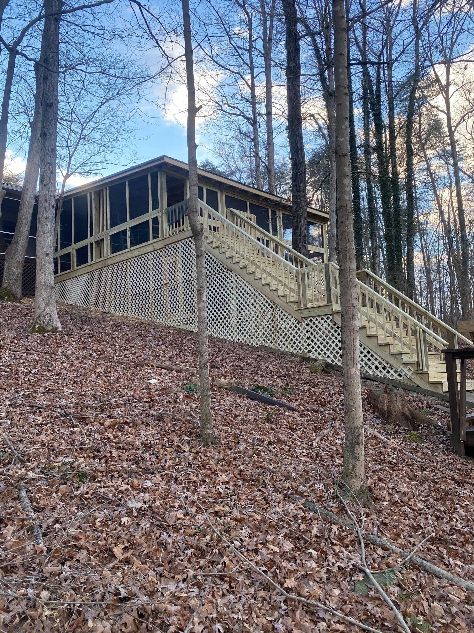 Covered deck with stairwell to dock at Nolin Lake, Kentucky