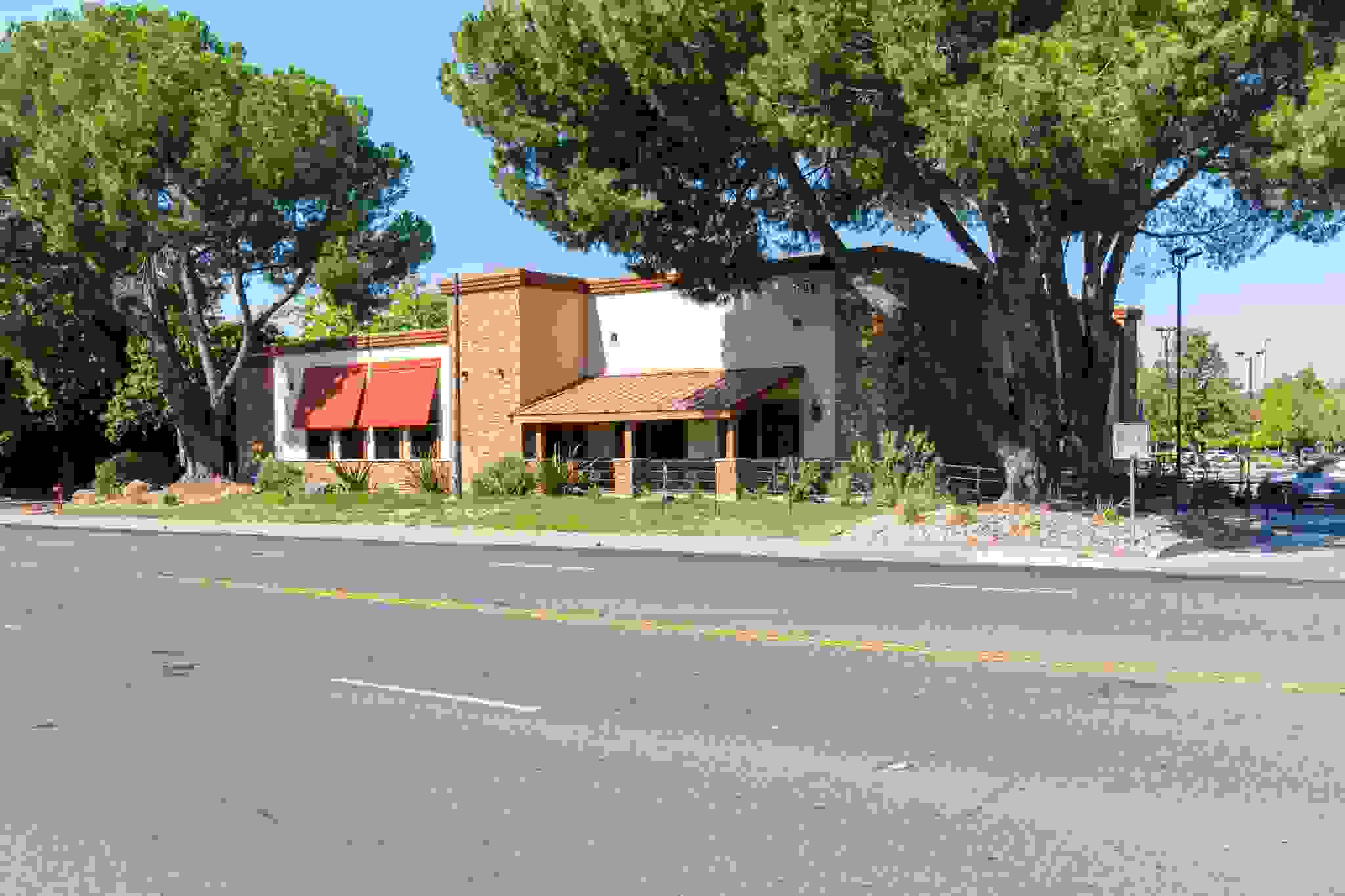 LOCATIONS CAPTAIN CRAB