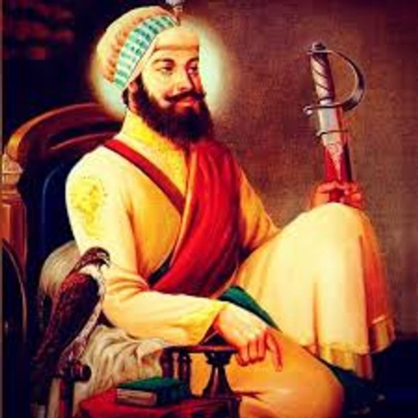 Guru Har Gobind Sahib Ji seated in worrier pose 