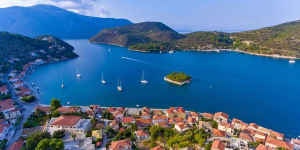 Ithace Cruises Alkyoni Apartments & Studios in Poros Kefalonia