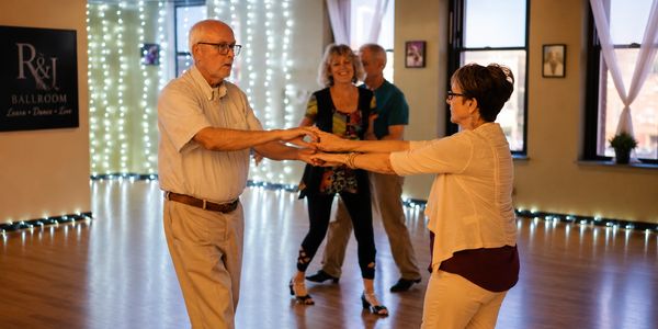 Swing dance lessons in Canton, Ohio. Beginner-friendly dance lessons for adults.