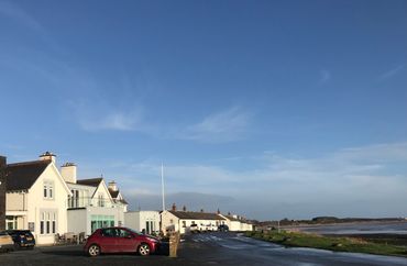 Local Hotel, Bar and Restaurant