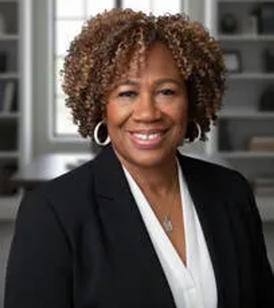National President
Dr LaVERN Canada