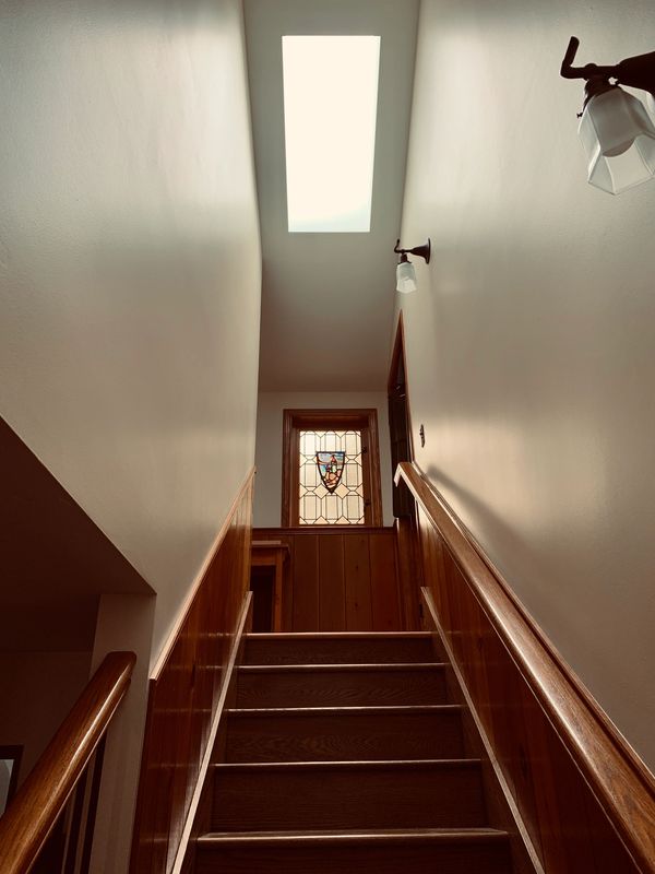 Stairwell with level 5 smooth wall 