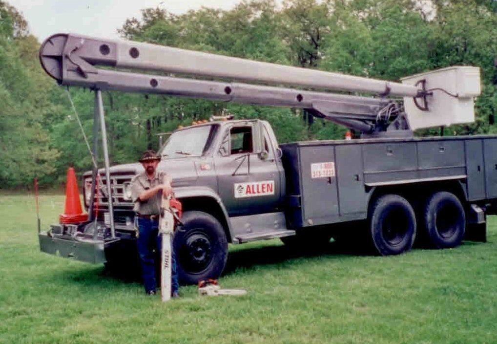 Allen Tree Service Bucket Truck