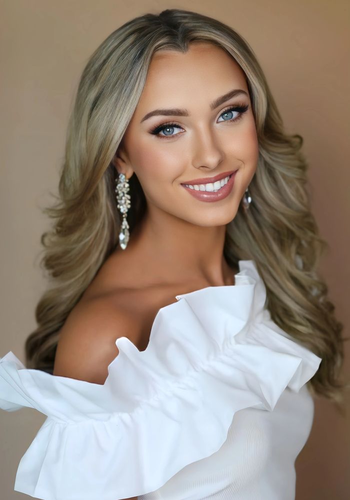 Marlee Anderson, Miss West Tennessee Teen Volunteer