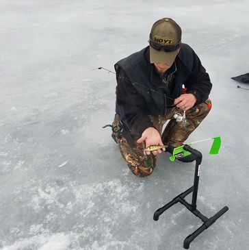 STEALTH TIP-DOWN - Ice Fishing's Most Compact, Versatile Tip-Down