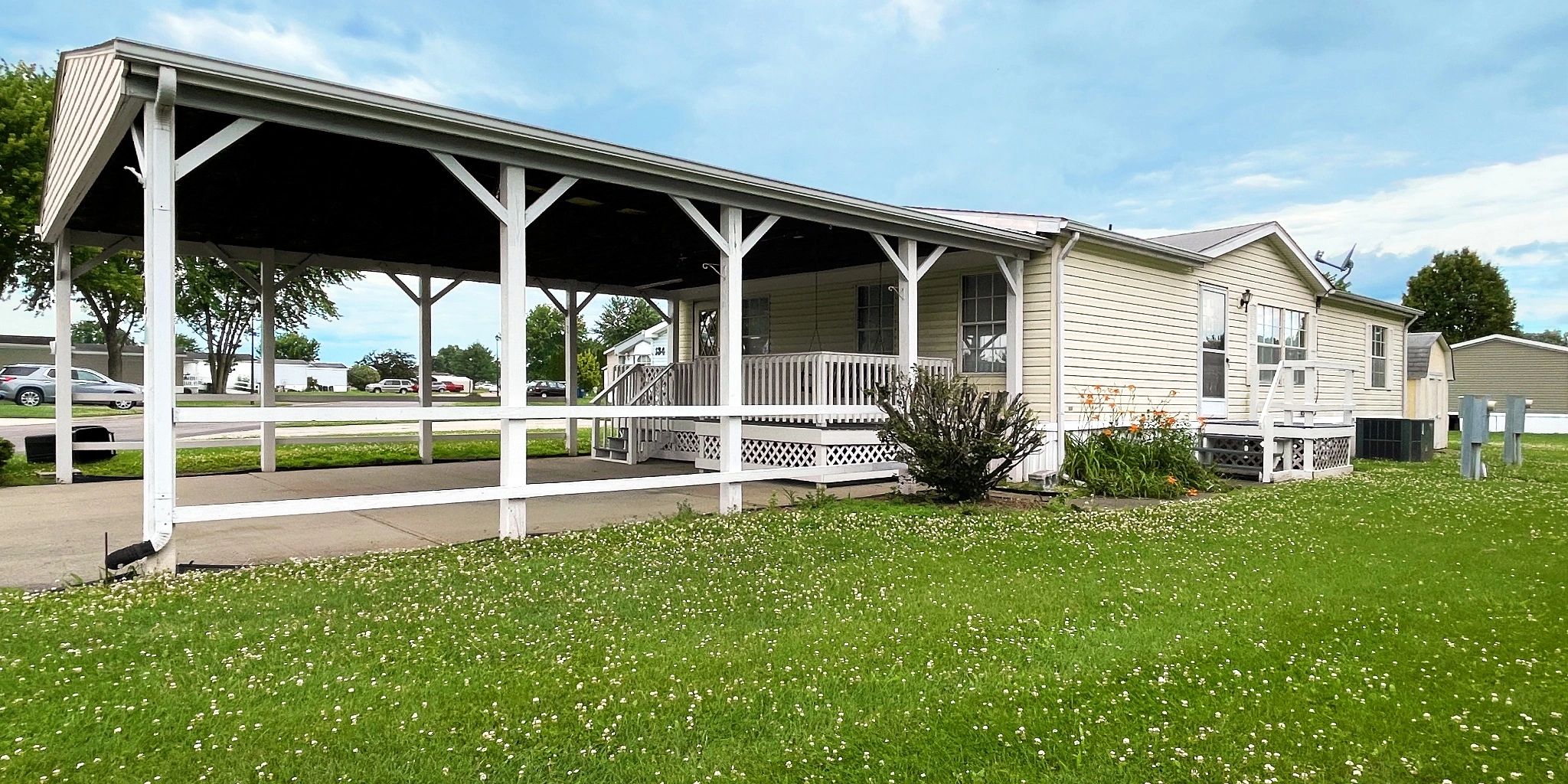Active
$89,900
911 Hale Road, Lot 135
Shelbyville, IN 46176
MLS ID: 22109103