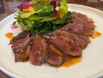 Quick seared Beef Salad $17.25