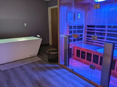 Infrared Sauna and cold plunge ready for a clients session.