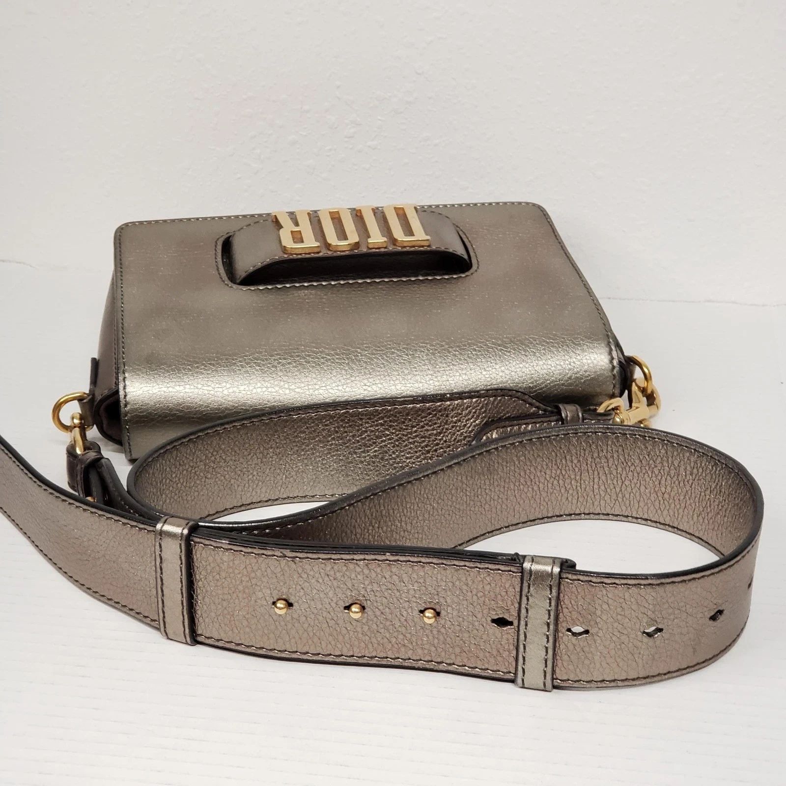 Christian Dior Grained Evolution Metallic Gold Flap Shoulder Crossbody — photo 5