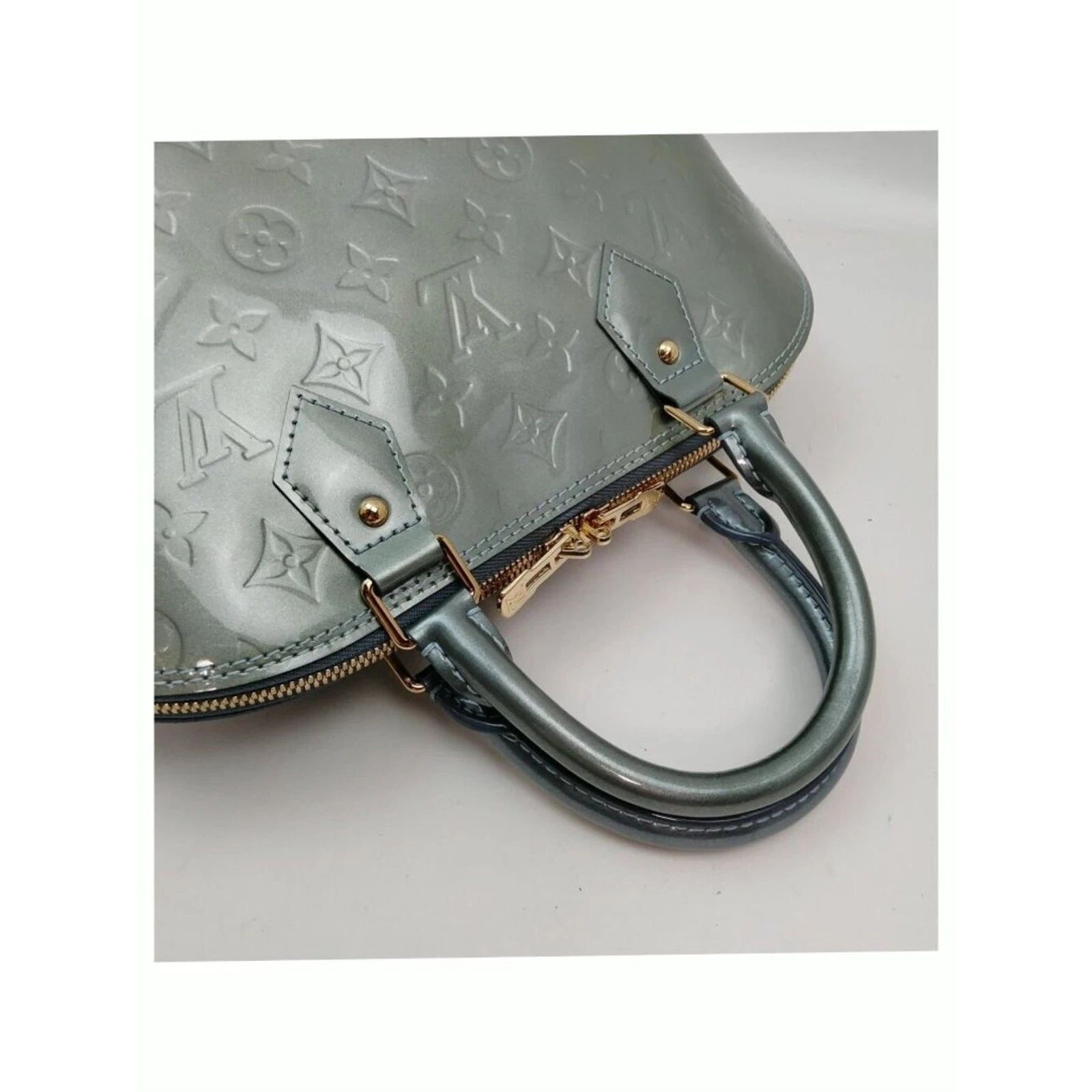 Louis Vuitton Authentic Louis Vuitton Alma PM Vernis Leather Green LV Satchel Handbag — photo 7