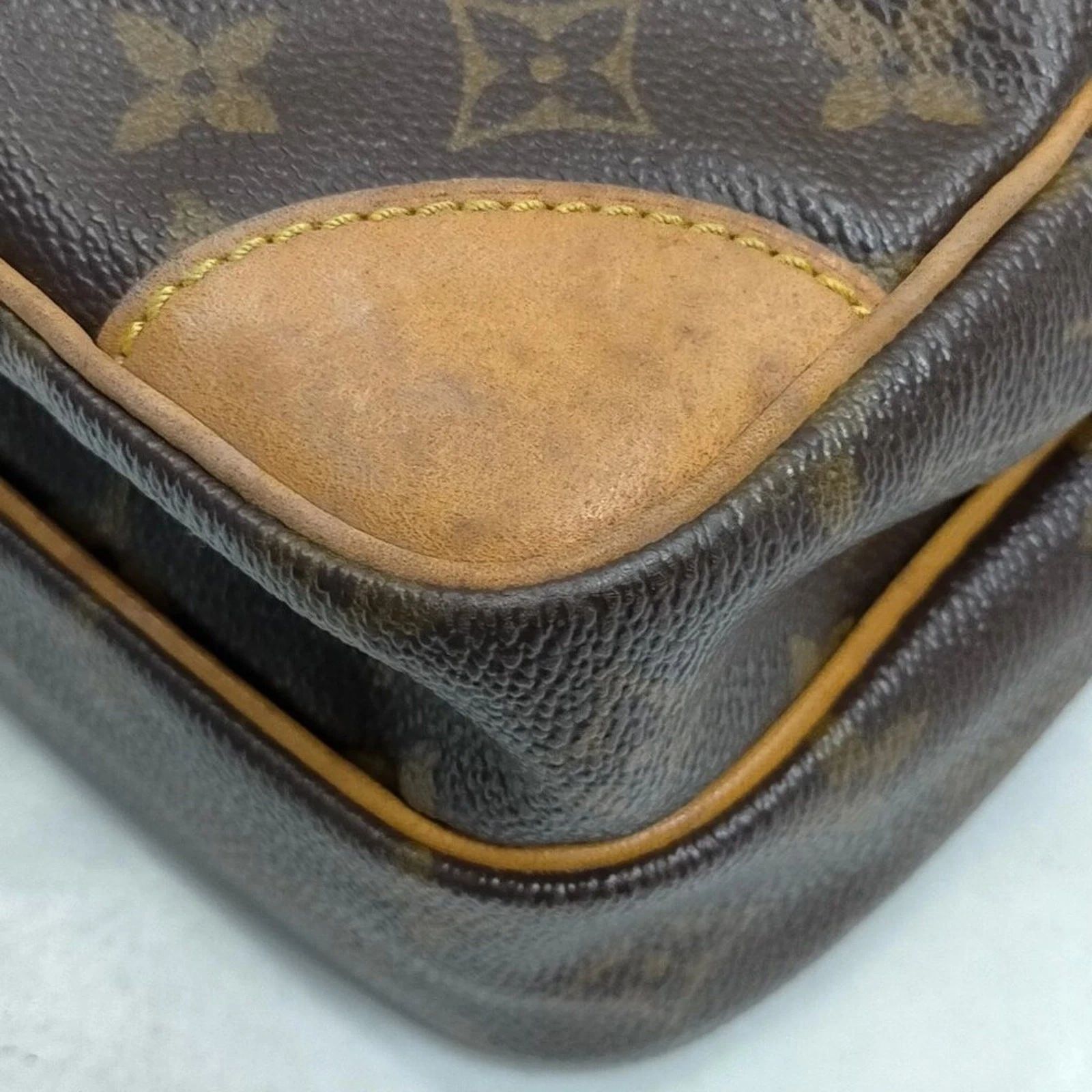 Louis Vuitton Authentic Louis Vuitton Amazon Brown Monogram Crossbody Bag — photo 6