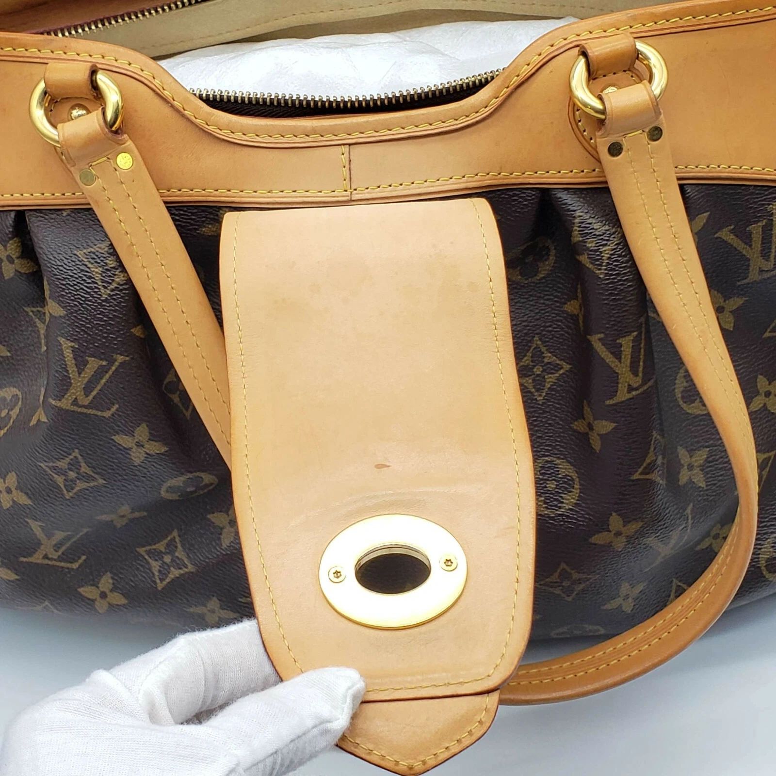 Louis Vuitton Boetie MM Monogram Shoulder Bag — photo 5