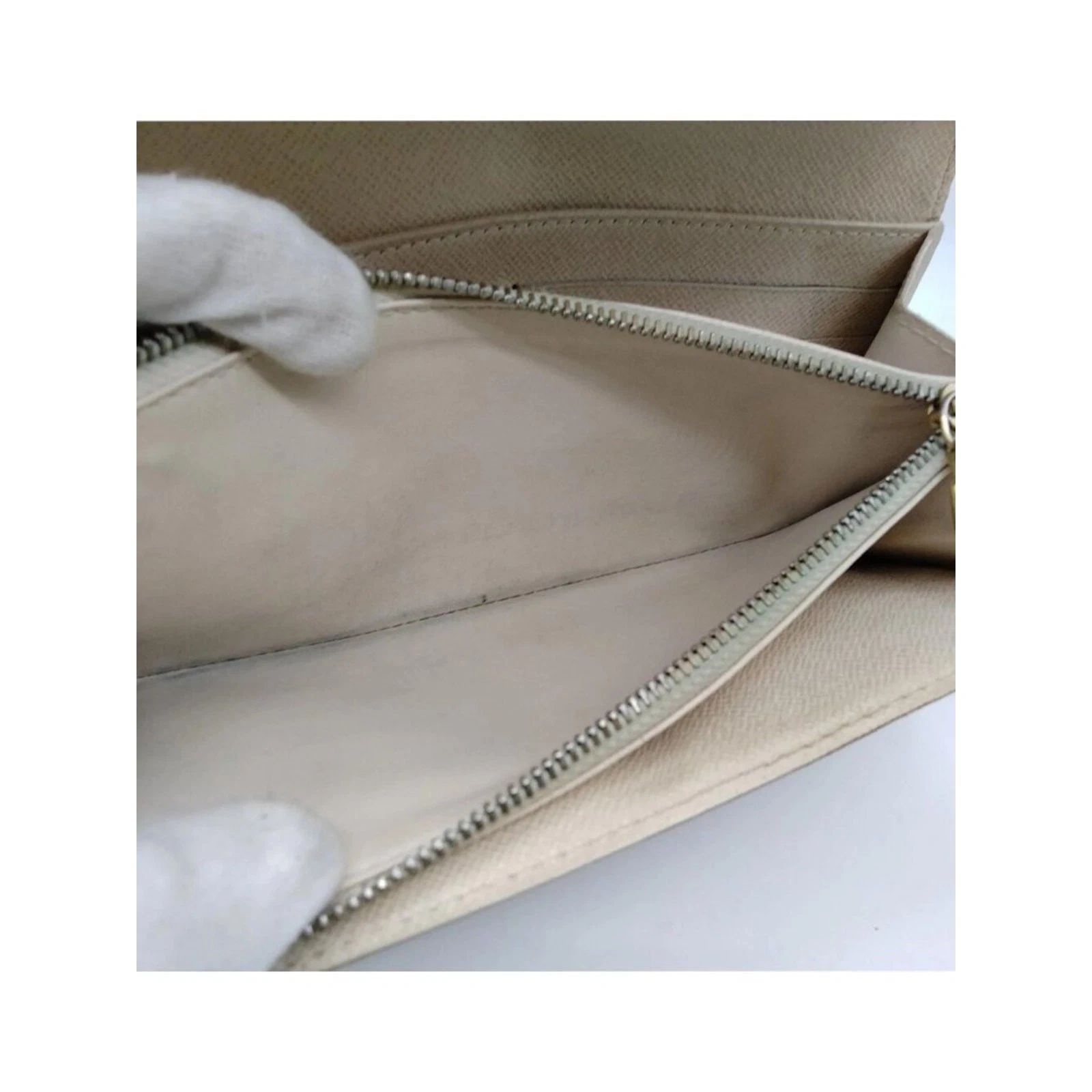 Louis Vuitton Damier Azur Sarah Wallet White Checkered LV Long Wallet — photo 6