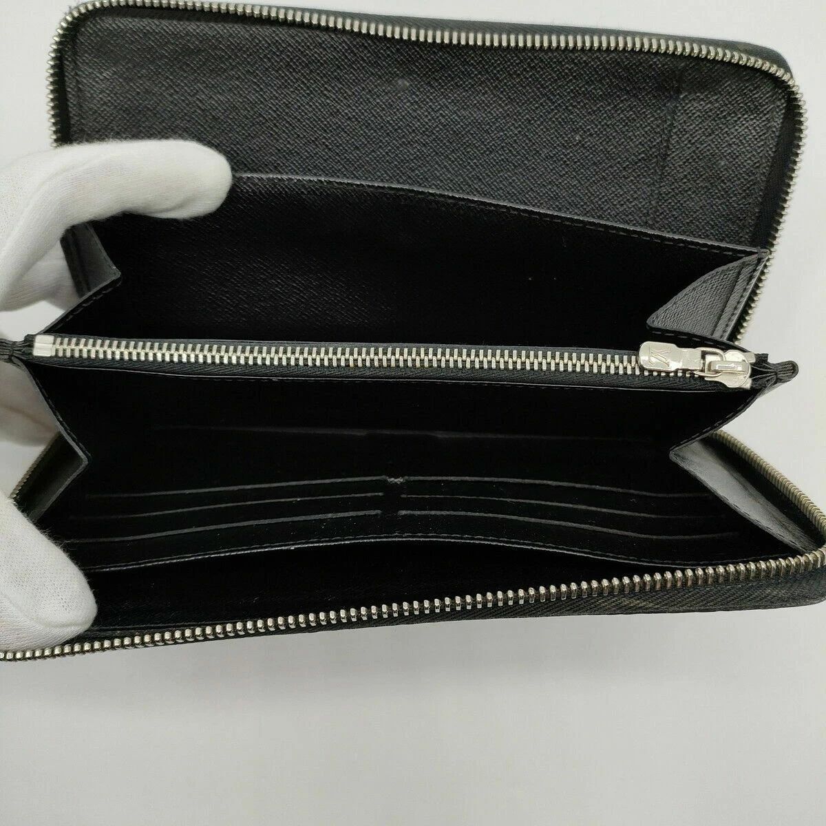 Louis Vuitton Damier Graphite Zippy Organizer Wallet — photo 7