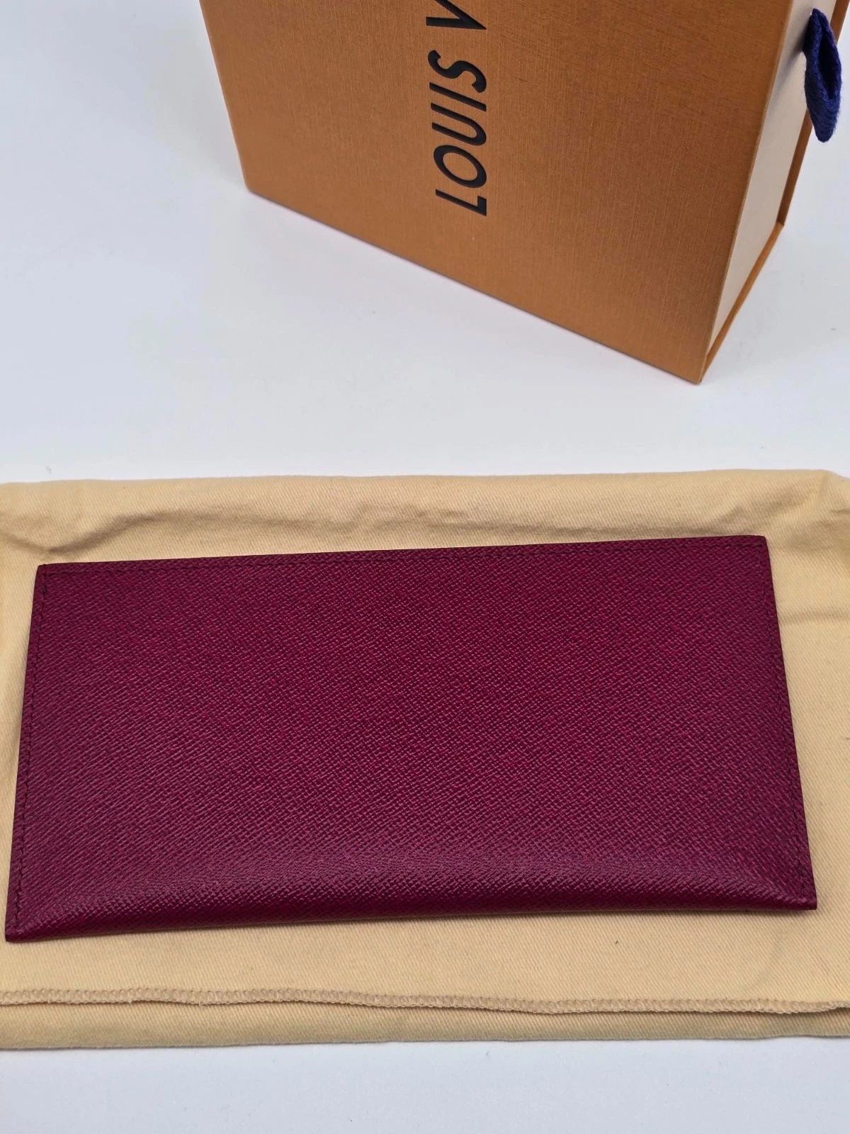 Louis Vuitton Fuchsia Leather Card Holder Insert Organizer New W/Box — photo 7