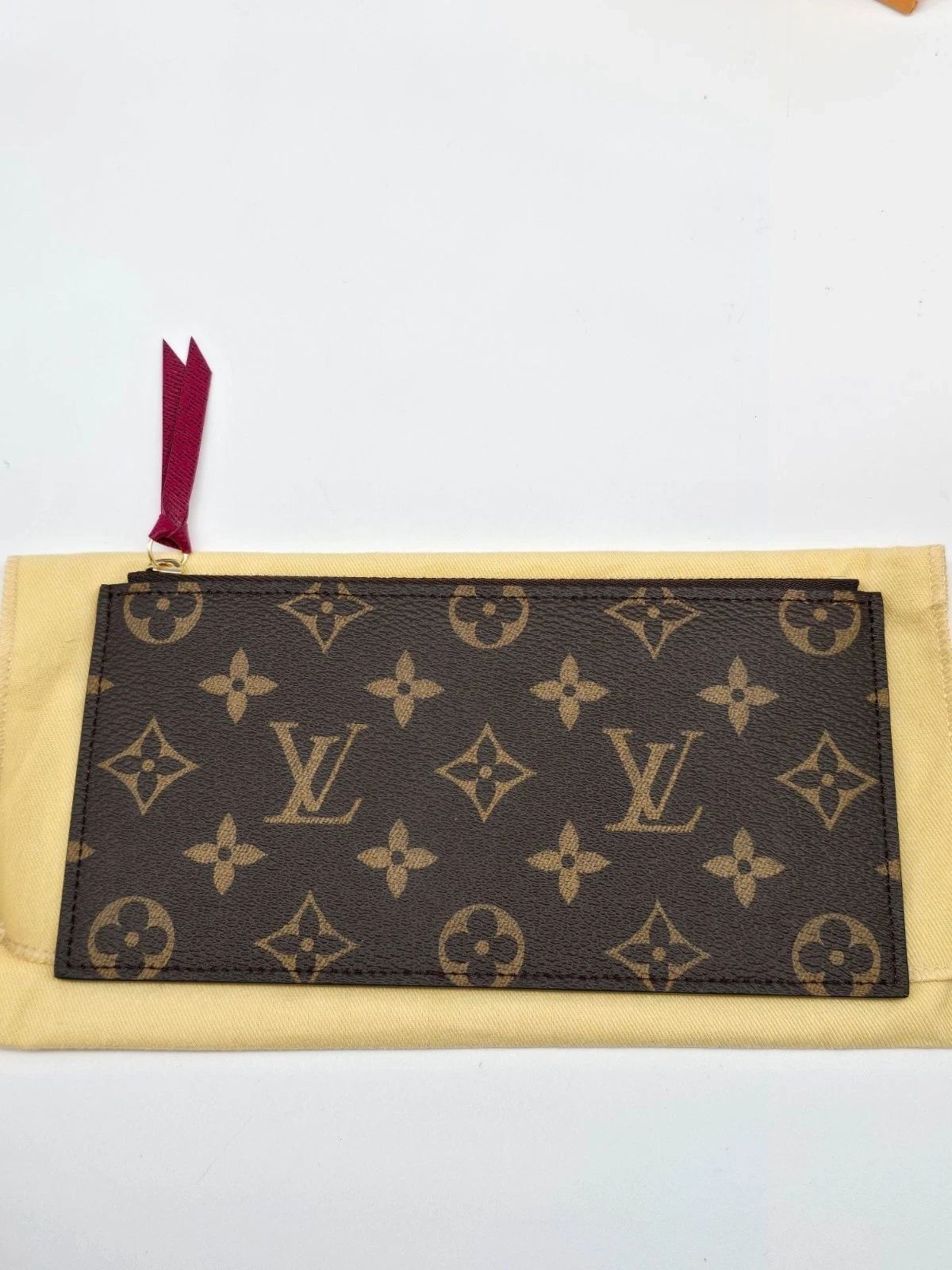 Louis Vuitton Monogram Canvas Zip Pouch Insert Brown Leather Pull — photo 5