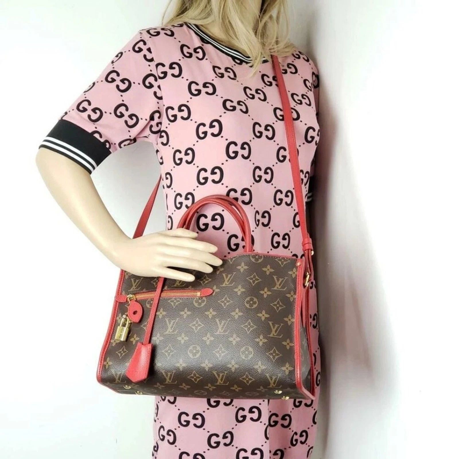 Louis Vuitton Popincourt PM Monogram Crossbody Bag/Satchel Bag — photo 10