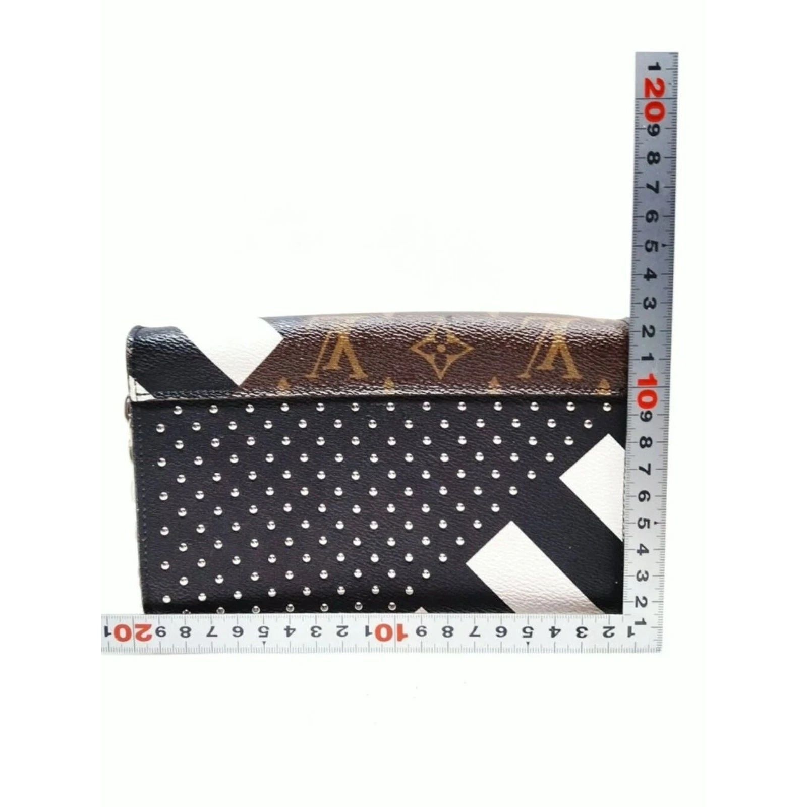 Louis Vuitton Twist Chain Bag Monogram Stripe LV Crossbody — photo 3
