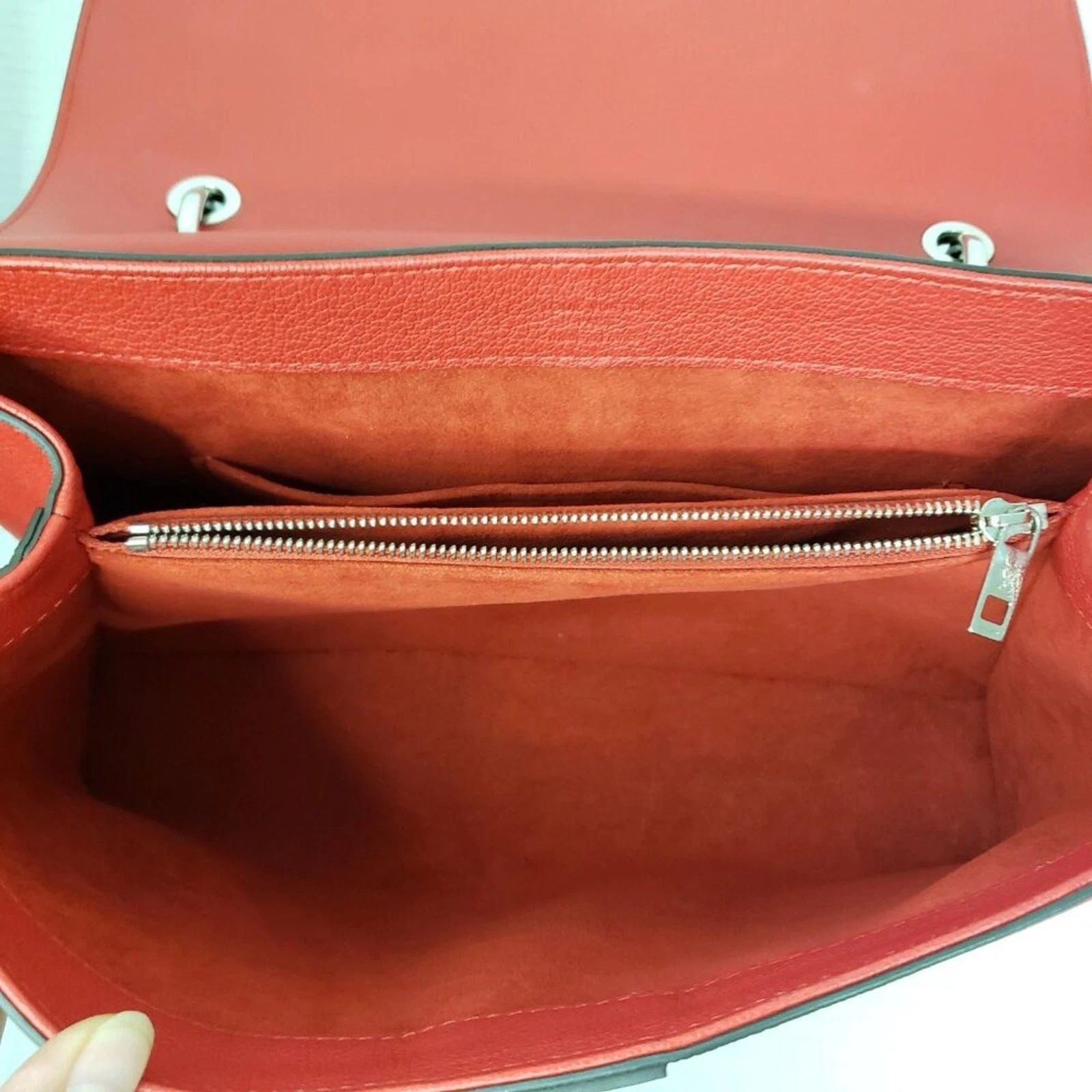Louis Vuitton Very One Cuir Leather Top Handle Bag — photo 8