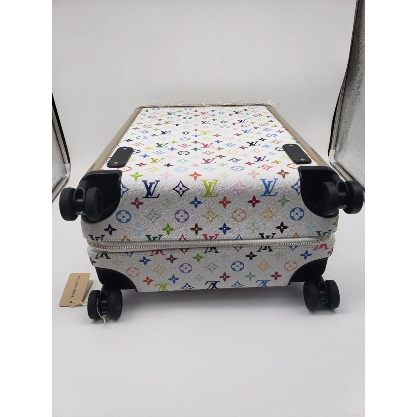 Louis Vuitton Horizon 55 Murakami — photo 6