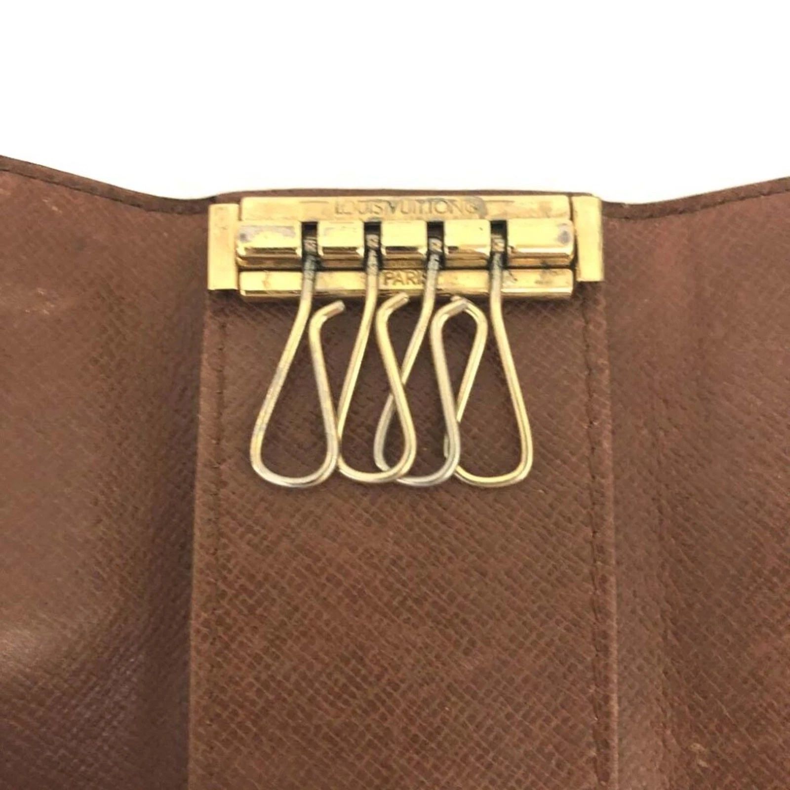 Louis Vuitton Monogram Multicles 4 Ring Key Case — photo 7